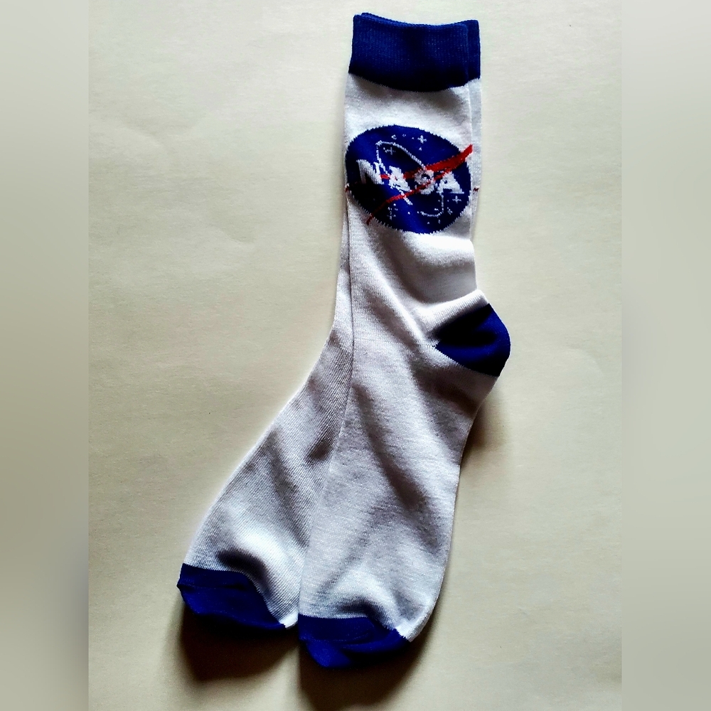 Men's NASA Logo Socks White/Navy, Size 6-12, NWOT
